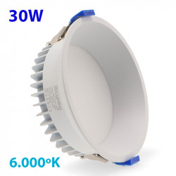 downlight LED Luxtar 30W 6K es una buena opción para aquellos que buscan una iluminación eficiente, económica